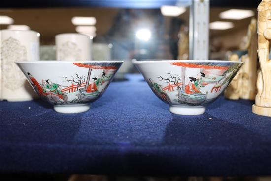 A pair of Chinese famille verte small bowls